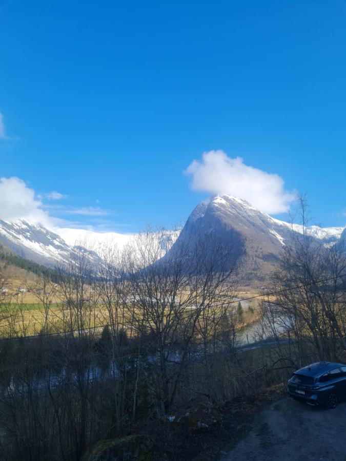 Fjaerland Vateviksvegen 17 Apartment Boyum Bagian luar foto